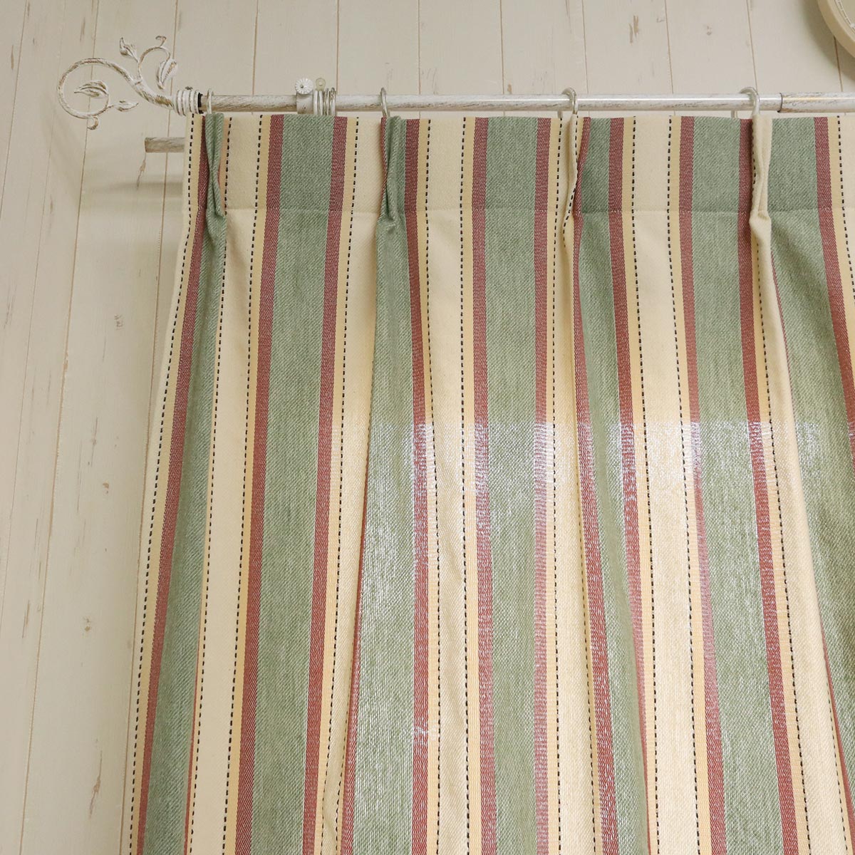 フィニアル白アイアン