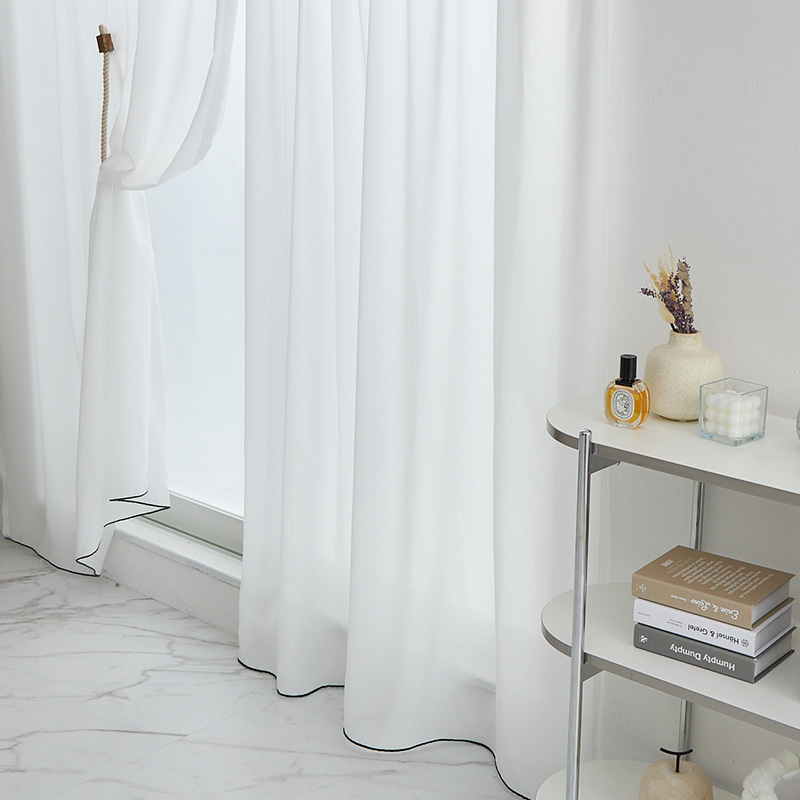 �����������4