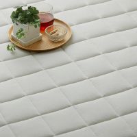 シアーベージュ