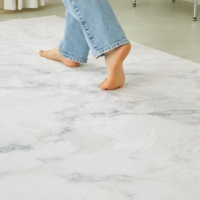 ��­���⤤�Ƥ����ͻ�