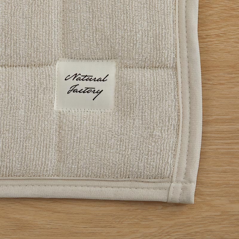 �������١�����