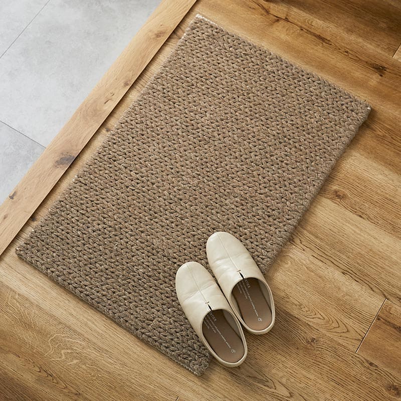 ���αǤäƤ����